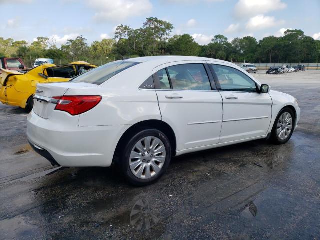 Photo 3 from auction – 2013 CHRYSLER 200 LX with VIN 1C3CCBAB5DN588507