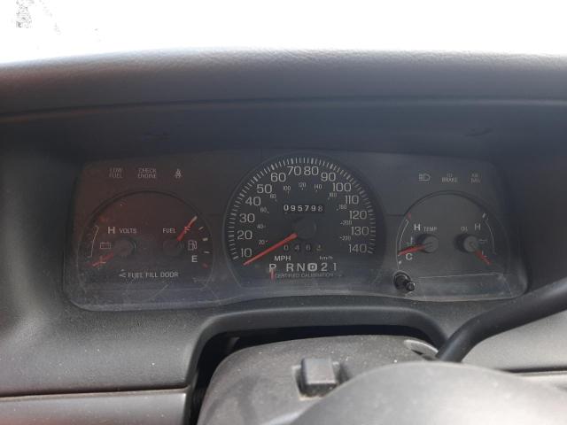 Photo 9 from auction – 2004 FORD CROWN VICT with VIN 2FAFP71W24X123877