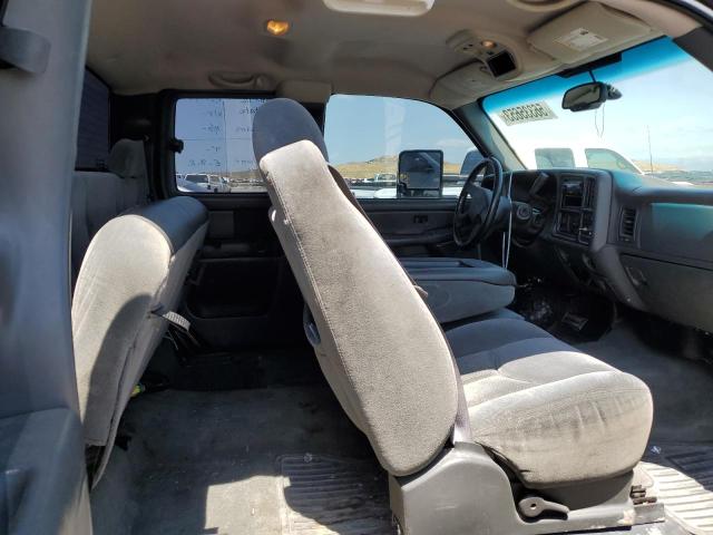 Photo 10 from auction – 2004 CHEVROLET SILVERADO with VIN 1GCEK19T54E341793