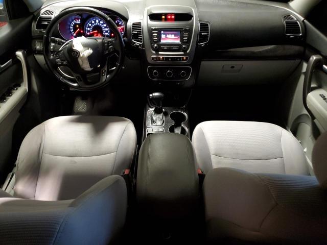 Photo 8 from auction – 2015 KIA SORENTO LX with VIN 5XYKT4A67FG620177