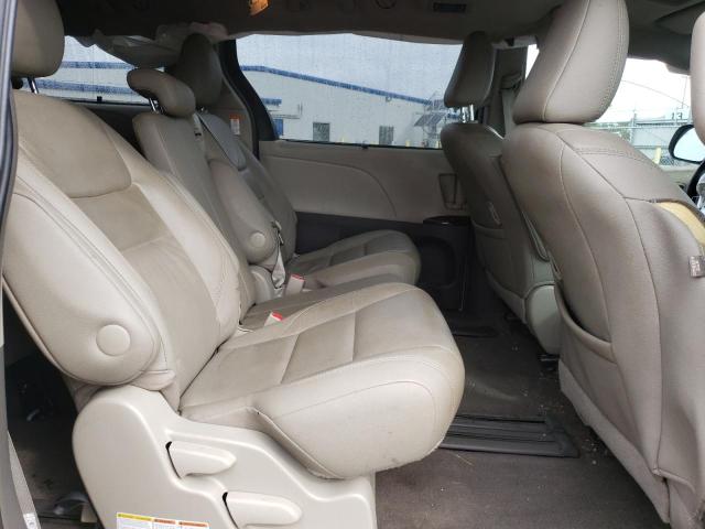 Photo 11 from auction – 2017 TOYOTA SIENNA XLE with VIN 5TDYZ3DC2HS865172