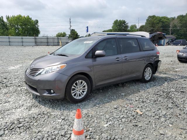 Photo 1 from auction – 2014 TOYOTA SIENNA XLE with VIN 5TDYK3DCXES491801