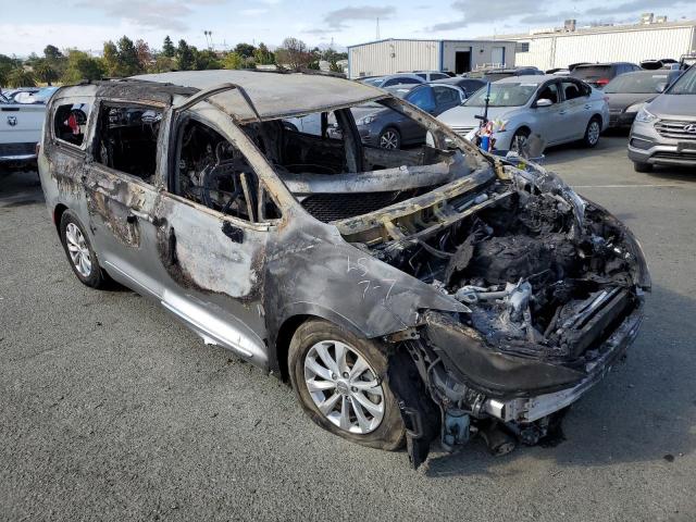 Фото 4 с аукциона – 2019 CHRYSLER PACIFICA T с VIN 2C4RC1BGXKR560082