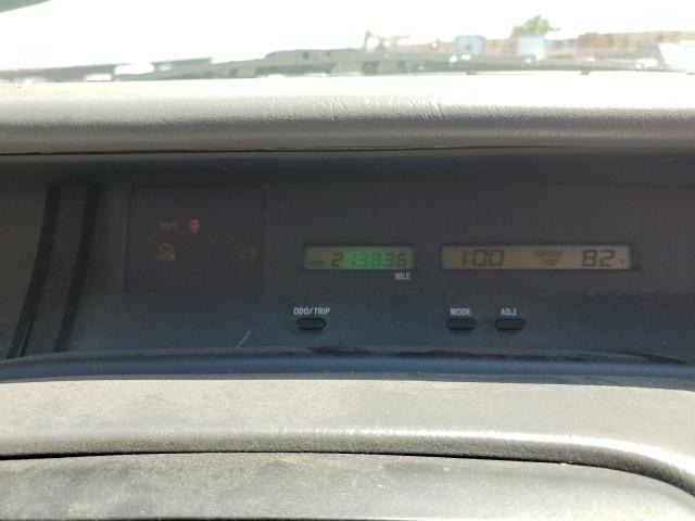 Photo 9 from auction – 2001 TOYOTA AVALON XL with VIN 4T1BF28B81U187129