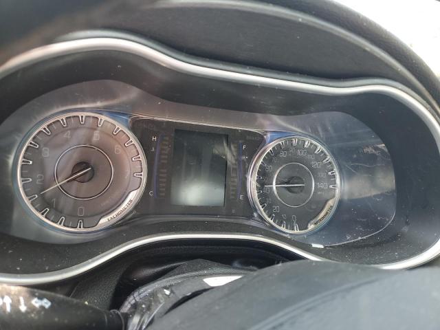 Photo 9 from auction – 2016 CHRYSLER 200 LIMITE with VIN 1C3CCCAB8GN173515