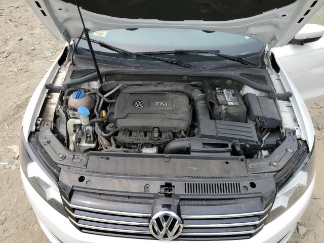 Photo 11 from auction – 2015 VOLKSWAGEN PASSAT S with VIN 1VWAT7A38FC101868