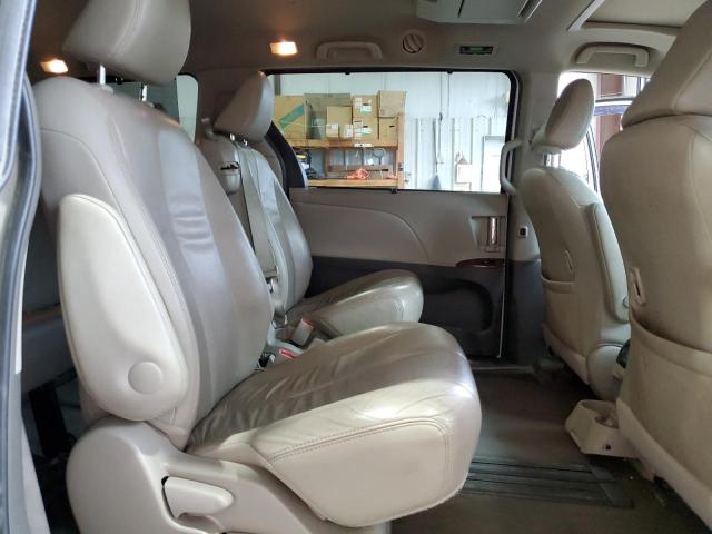 Photo 11 from auction – 2014 TOYOTA SIENNA XLE with VIN 5TDYK3DC5ES453876