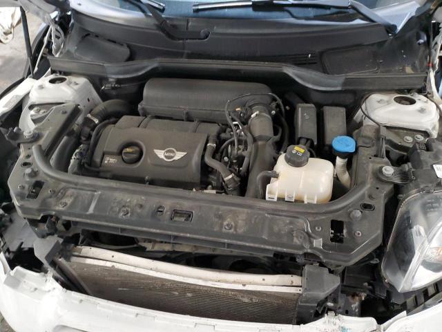 Photo 11 from auction – 2016 MINI COOPER S C with VIN WMWZC5C5XGWU19917
