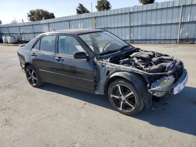 Photo 4 from auction – 2001 LEXUS IS 300 with VIN JTHBD182010012481
