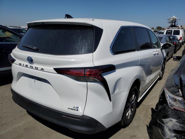 Photo 3 from auction – 2021 TOYOTA SIENNA LE with VIN 5TDKRKEC9MS032588