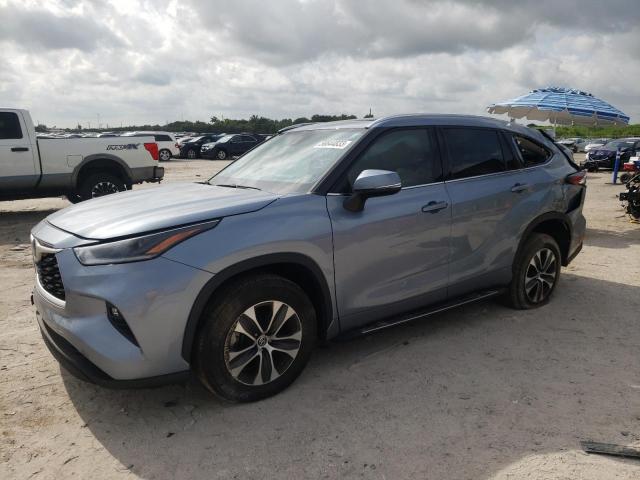 TOYOTA HIGHLANDER 2021 with VIN 5TDGZRAH1MS076830 - Photo from auction