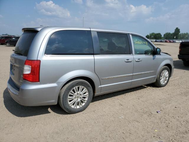 Photo 3 from auction – 2013 CHRYSLER TOWN & COU with VIN 2C4RC1GG2DR633828
