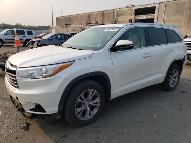 TOYOTA HIGHLANDER 2015 with VIN 5TDJKRFH7FS209158 - Photo from auction