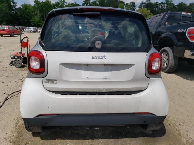 Photo 6 from auction – 2016 SMART FORTWO with VIN WMEFJ5DA6GK155918