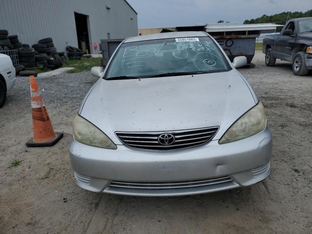 Photo 5 from auction – 2005 TOYOTA CAMRY LE with VIN 4T1BE32K05U087307