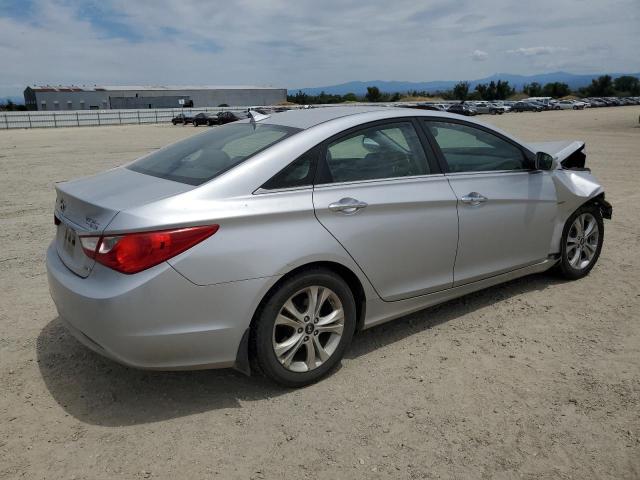 Photo 3 from auction – 2011 HYUNDAI SONATA SE with VIN 5NPEC4AC8BH109731