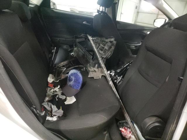 Photo 10 from auction – 2015 FORD FOCUS SE with VIN 1FADP3F20FL368747