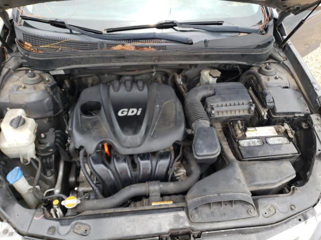 Photo 11 from auction – 2011 HYUNDAI SONATA SE with VIN 5NPEC4AC1BH259826