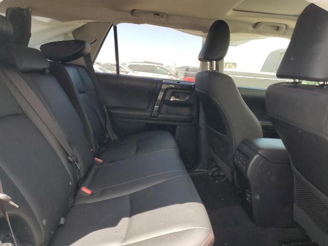Photo 11 from auction – 2019 TOYOTA 4RUNNER TR with VIN JTEBU5JRXK5646607