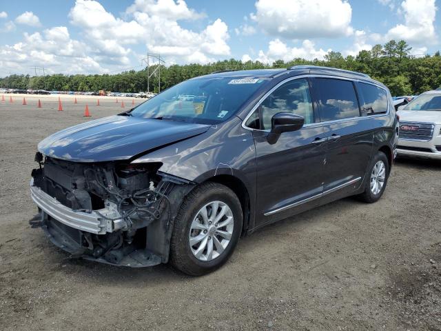 CHRYSLER PACIFICA T 2018 with VIN 2C4RC1BG9JR118957 - Photo from auction