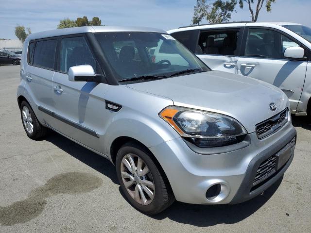 Photo 4 from auction – 2013 KIA SOUL with VIN KNDJT2A50D7754837