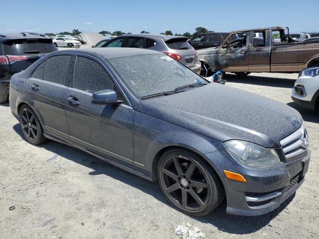 Photo 4 from auction – 2013 MERCEDES-BENZ C 250 with VIN WDDGF4HB6DR246715