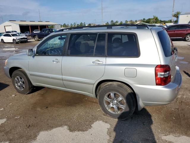 Photo 2 from auction – 2004 TOYOTA HIGHLANDER with VIN JTEEP21A040012638