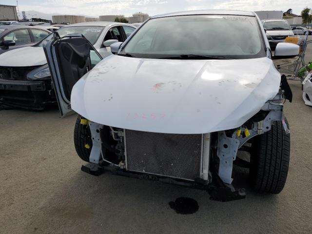 Photo 5 from auction – 2019 NISSAN SENTRA S with VIN 3N1AB7AP1KY220150
