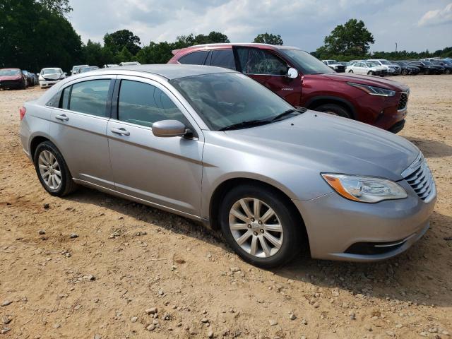 Photo 4 from auction – 2014 CHRYSLER 200 TOURIN with VIN 1C3CCBBB0EN127750