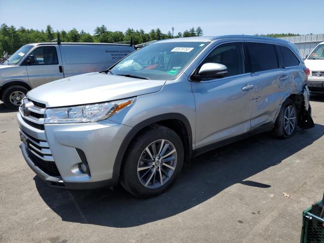 TOYOTA HIGHLANDER 2019 with VIN 5TDJZRFH5KS596136 - Photo from auction