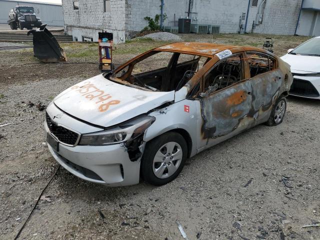 KIA FORTE LX 2017 with VIN 3KPFK4A75HE077909 - Photo from auction