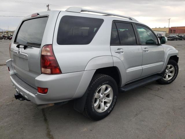 Photo 3 from auction – 2005 TOYOTA 4RUNNER SR with VIN JTEBT14R050052522