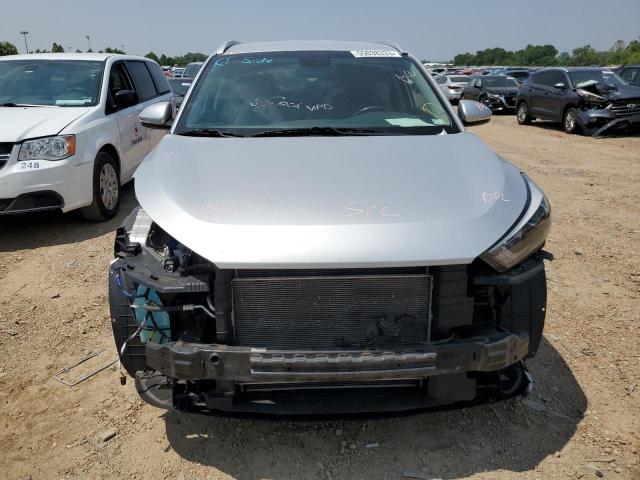 Photo 5 from auction – 2017 HYUNDAI TUCSON LIM with VIN KM8J3CA45HU531130