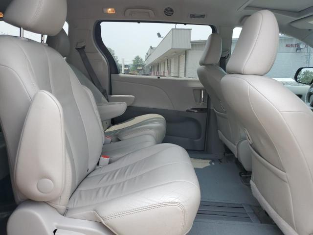 Photo 11 from auction – 2014 TOYOTA SIENNA XLE with VIN 5TDYK3DC3ES415367