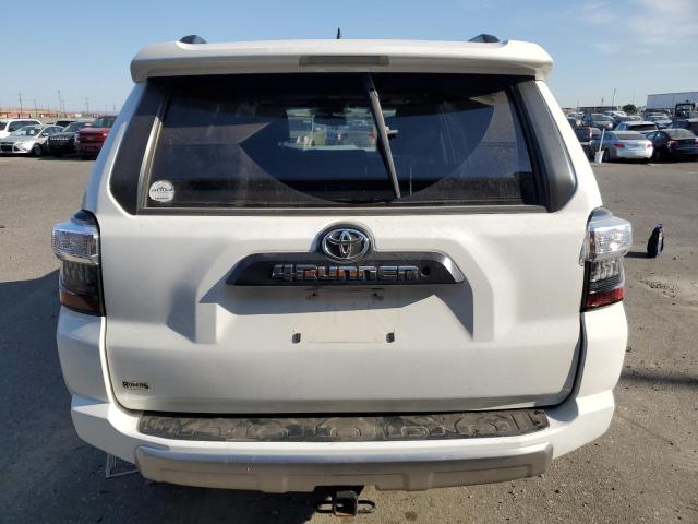 Photo 6 from auction – 2019 TOYOTA 4-RUNNER with VIN JTEBU5JR3K5728355