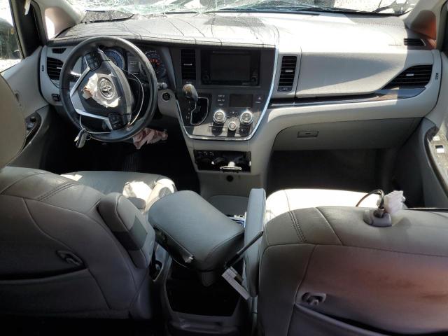 Photo 8 from auction – 2017 TOYOTA SIENNA XLE with VIN 5TDYZ3DC4HS770760