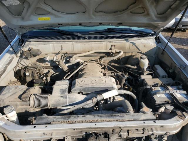 Photo 12 from auction – 2003 TOYOTA SEQUOIA SR with VIN 5TDBT44AX3S153786