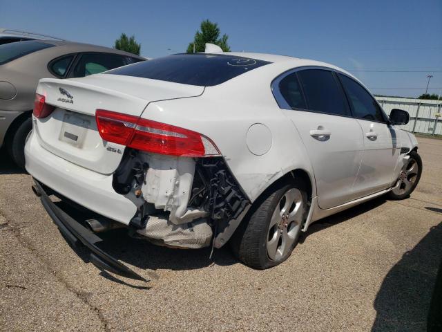 Foto 3 de la subasta – 2017 JAGUAR XE con VIN SAJAR4BG1HA978719