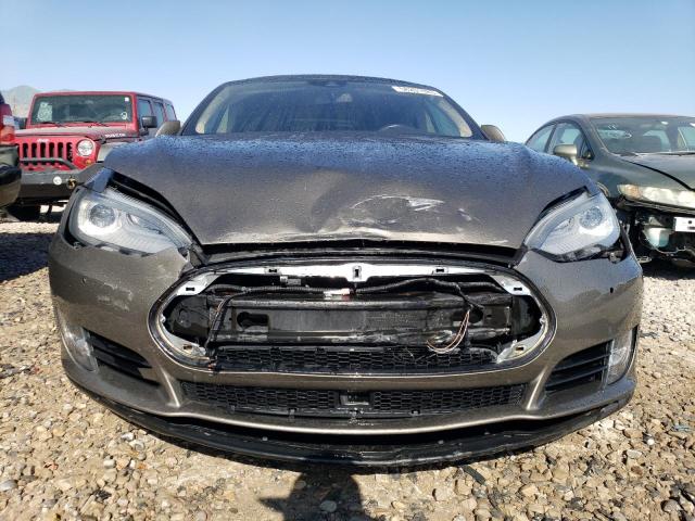 Photo 5 from auction – 2016 TESLA MODEL S with VIN 5YJSA1E26GF135372