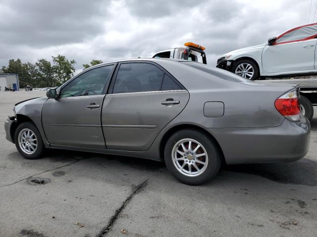 Photo 2 from auction – 2005 TOYOTA CAMRY LE with VIN 4T1BE32K45U608562