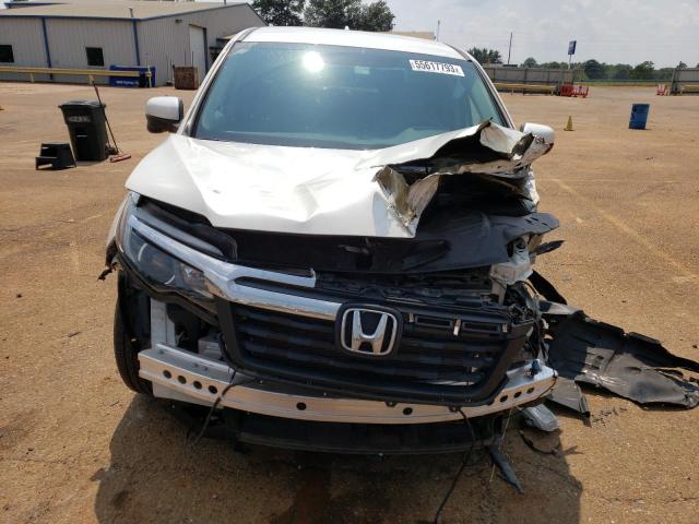 Photo 5 from auction – 2017 HONDA RIDGELINE with VIN 5FPYK2F69HB005416