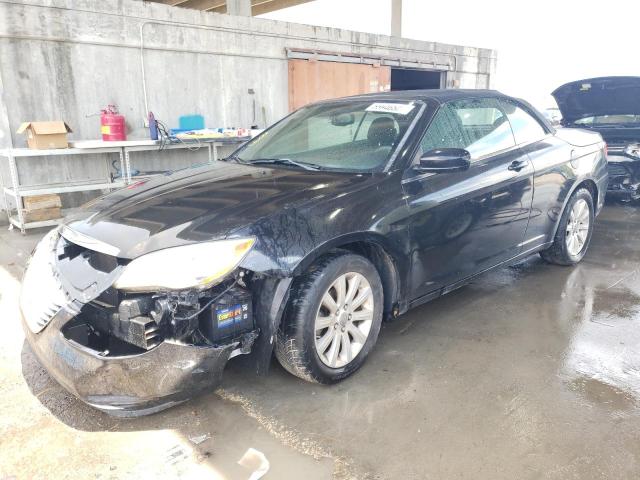 CHRYSLER 200 TOURIN 2013 with VIN 1C3BCBEG2DN739210 - Photo from auction