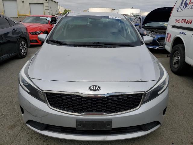 Photo 5 from auction – 2017 KIA FORTE LX with VIN 3KPFK4A78HE037338