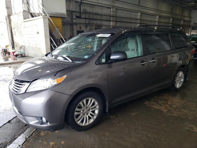 Photo 1 from auction – 2015 TOYOTA SIENNA XLE with VIN 5TDYK3DC3FS617045