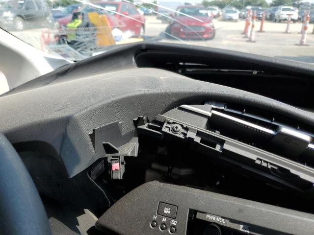 Photo 9 from auction – 2011 TOYOTA PRIUS with VIN JTDKN3DU8B1433183