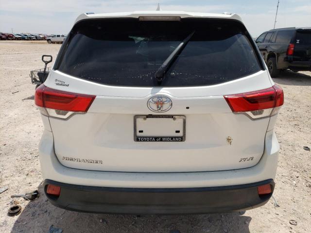 Photo 6 from auction – 2019 TOYOTA HIGHLANDER with VIN 5TDKZRFH6KS564624