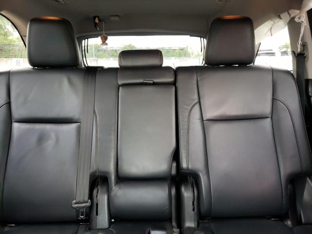 Photo 10 from auction – 2018 TOYOTA HIGHLANDER with VIN 5TDKZRFH2JS537435