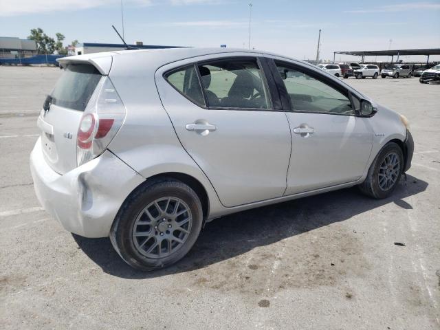 Photo 3 from auction – 2013 TOYOTA PRIUS C with VIN JTDKDTB37D1545327