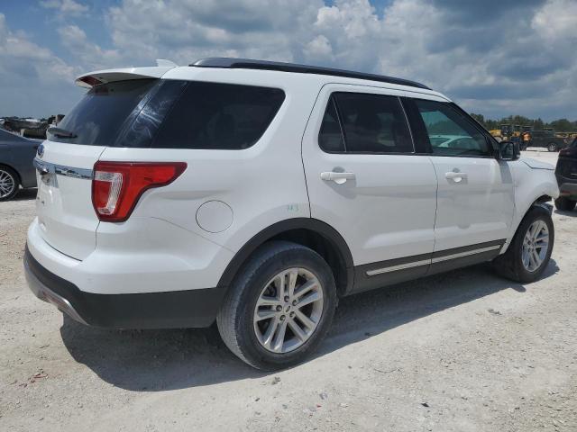 Photo 3 from auction – 2017 FORD EXPLORER X with VIN 1FM5K7D82HGD49796