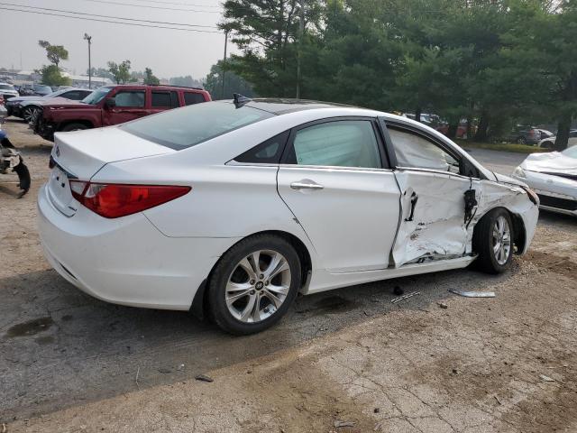 Photo 3 from auction – 2013 HYUNDAI SONATA SE with VIN 5NPEC4AC7DH583365